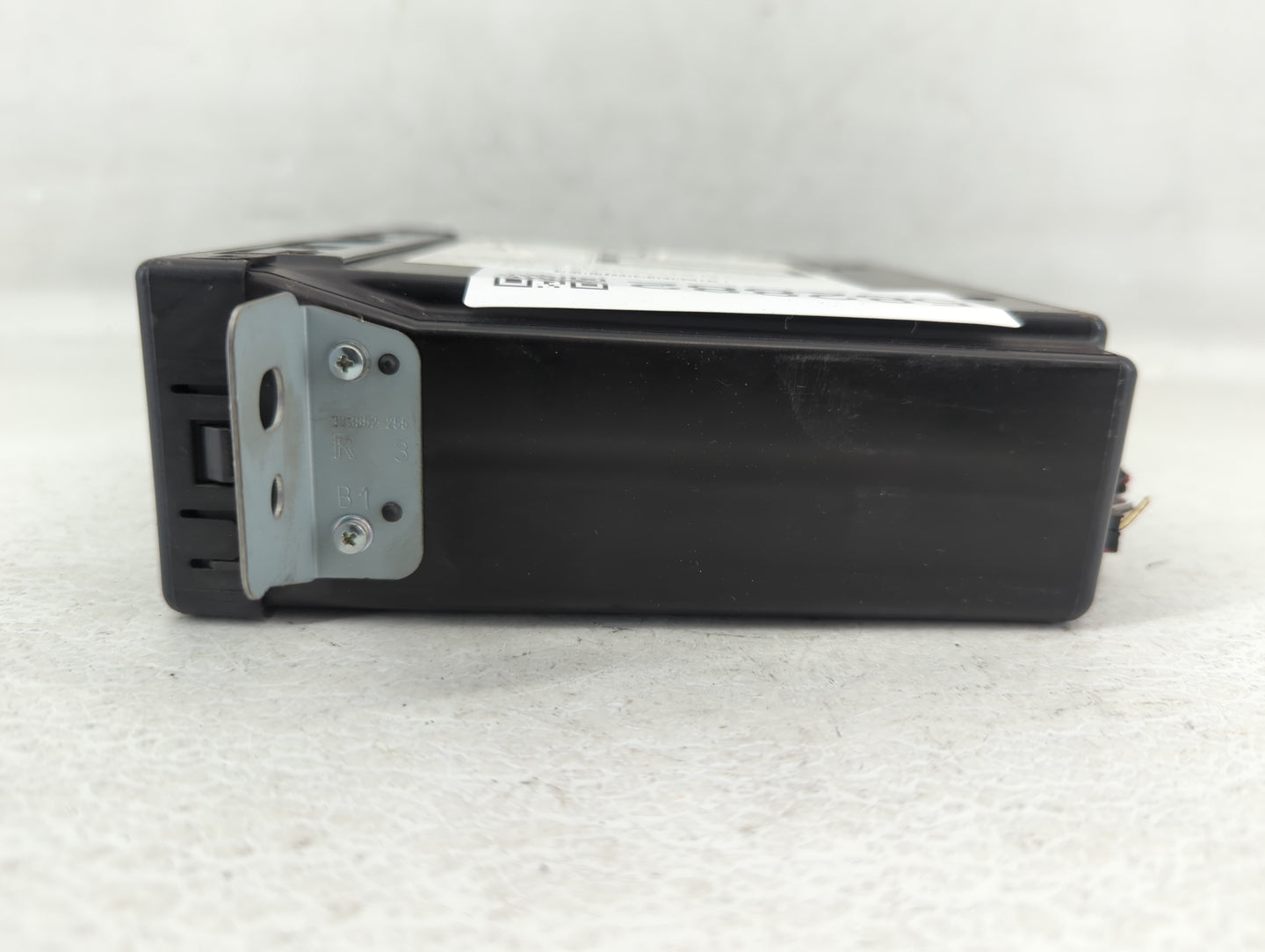 2014-2014 Chevrolet Silverado 1500 Am Fm Cd Player Radio Receiver - Oemusedautoparts1.com