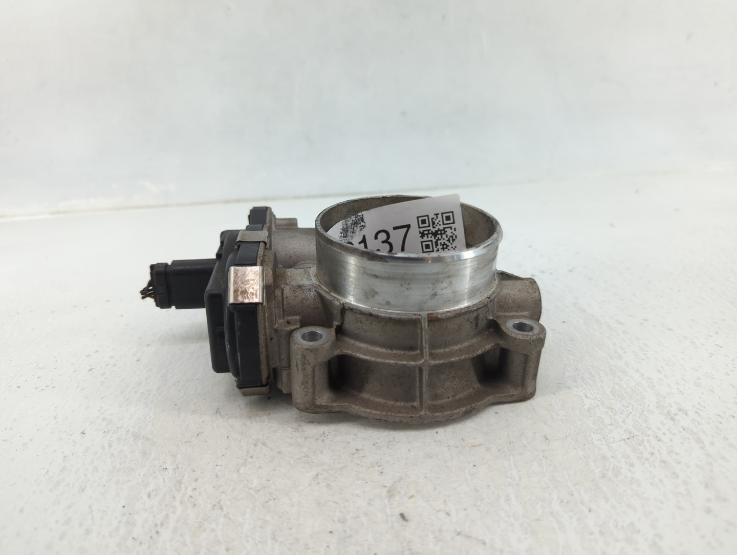 2014-2015 Chevrolet Silverado 1500 Throttle Body P/N:12632171BA Fits Fits 2014 2015 OEM Used Auto Parts - Oemusedautoparts1.