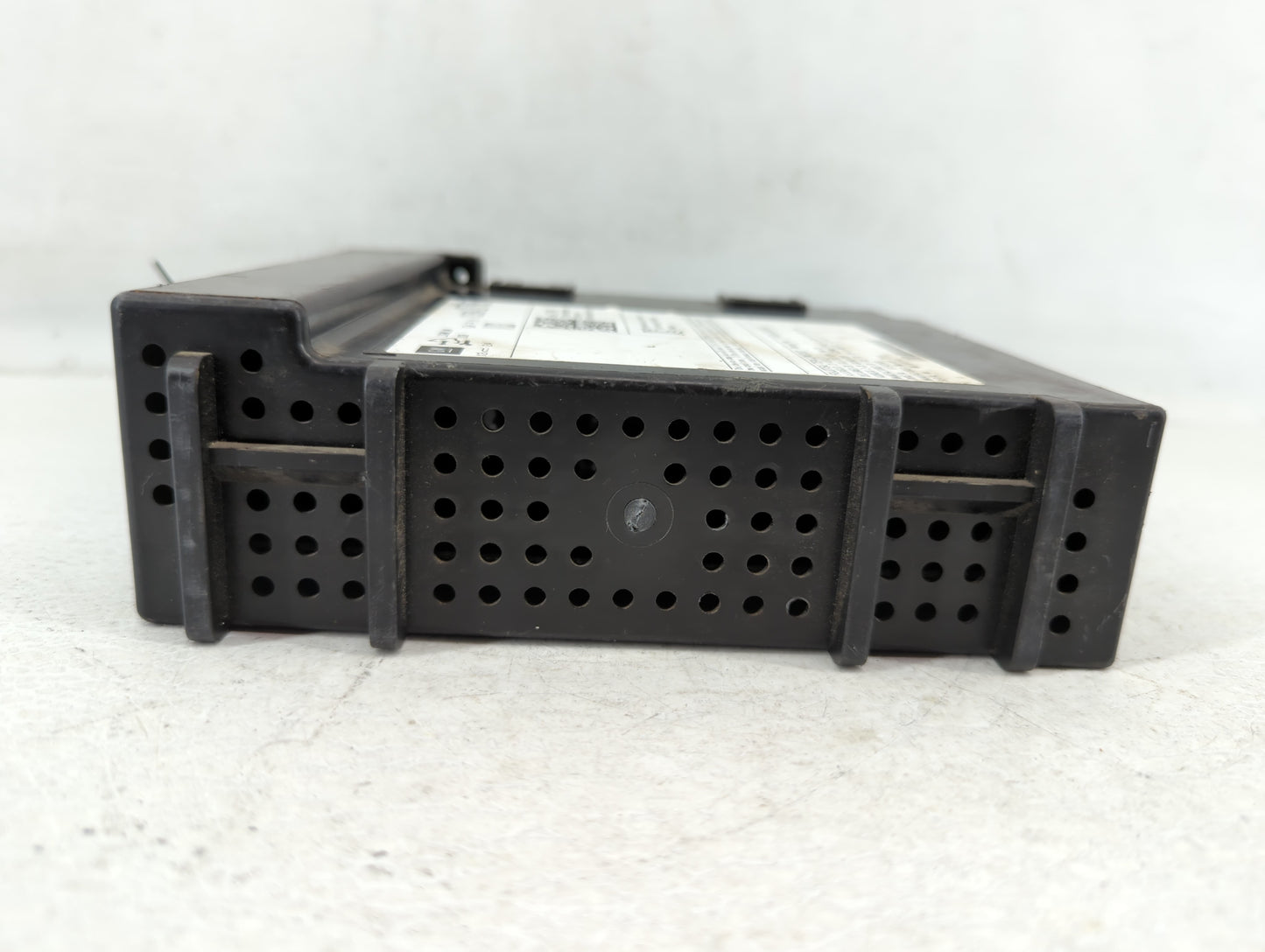 2014-2014 Chevrolet Silverado 1500 Am Fm Cd Player Radio Receiver - Oemusedautoparts1.com