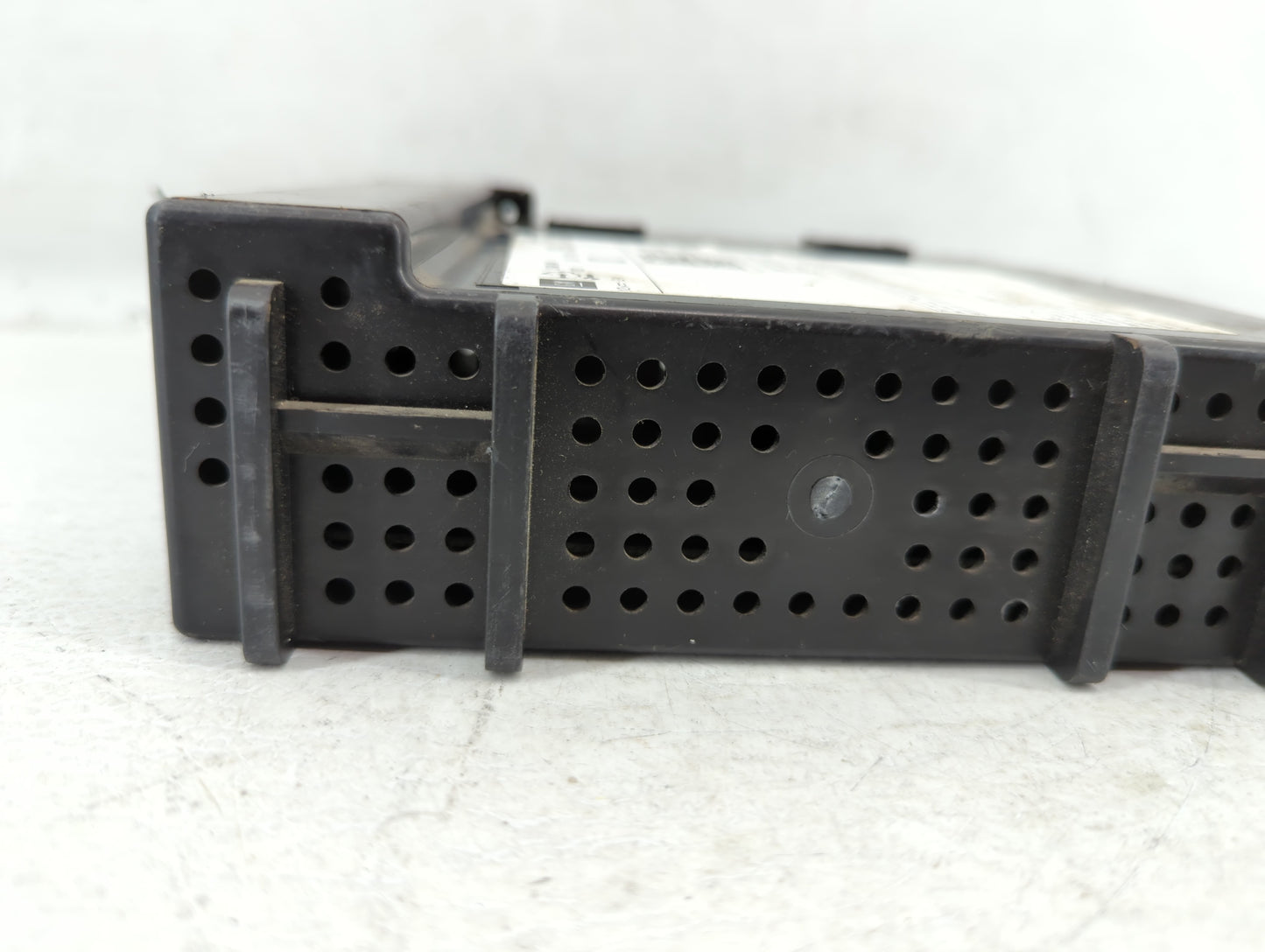 2014-2014 Chevrolet Silverado 1500 Am Fm Cd Player Radio Receiver - Oemusedautoparts1.com