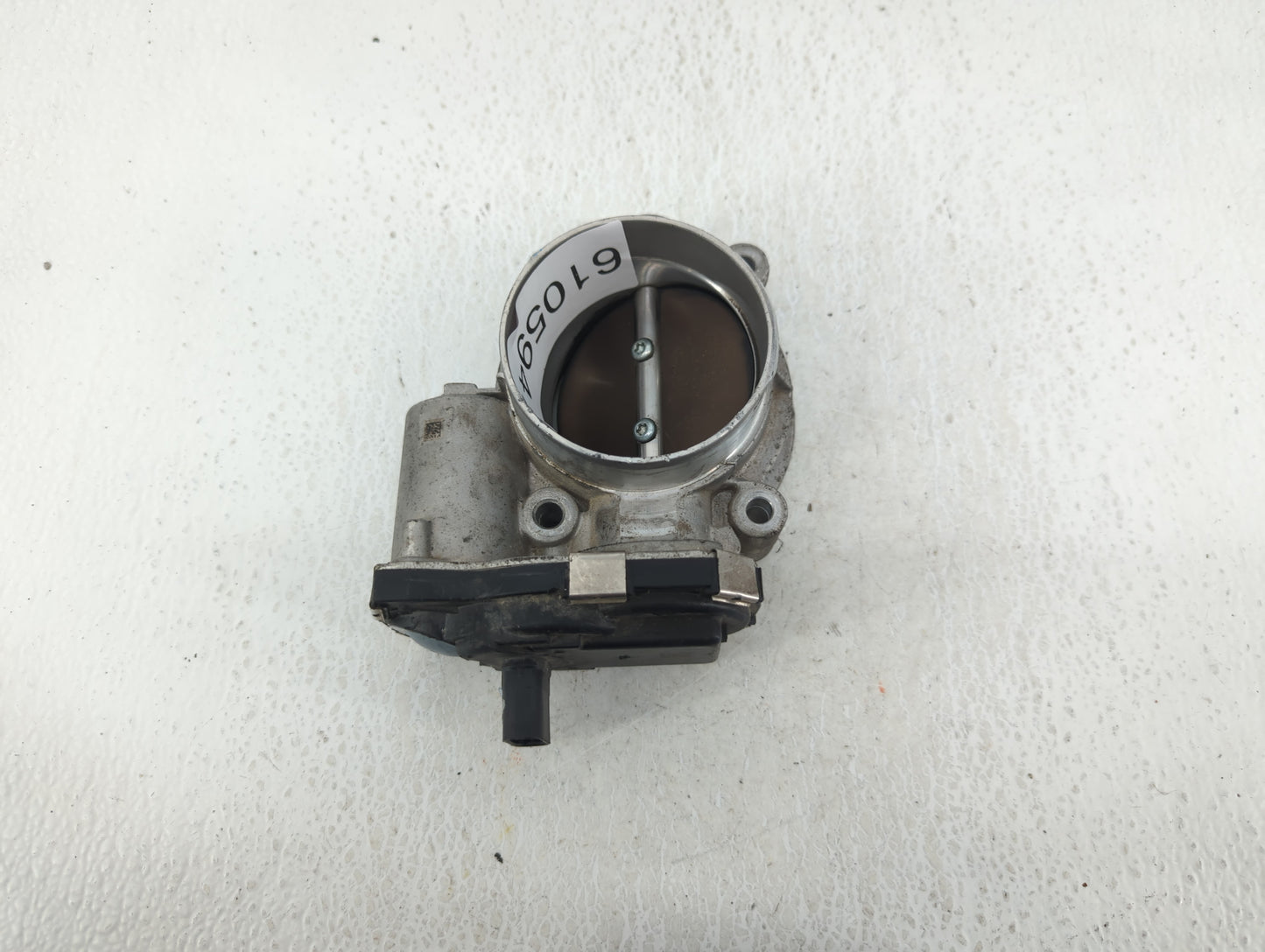 2014-2015 Chevrolet Silverado 1500 Throttle Body P/N:12632171BA Fits Fits 2014 2015 OEM Used Auto Parts - Oemusedautoparts1.