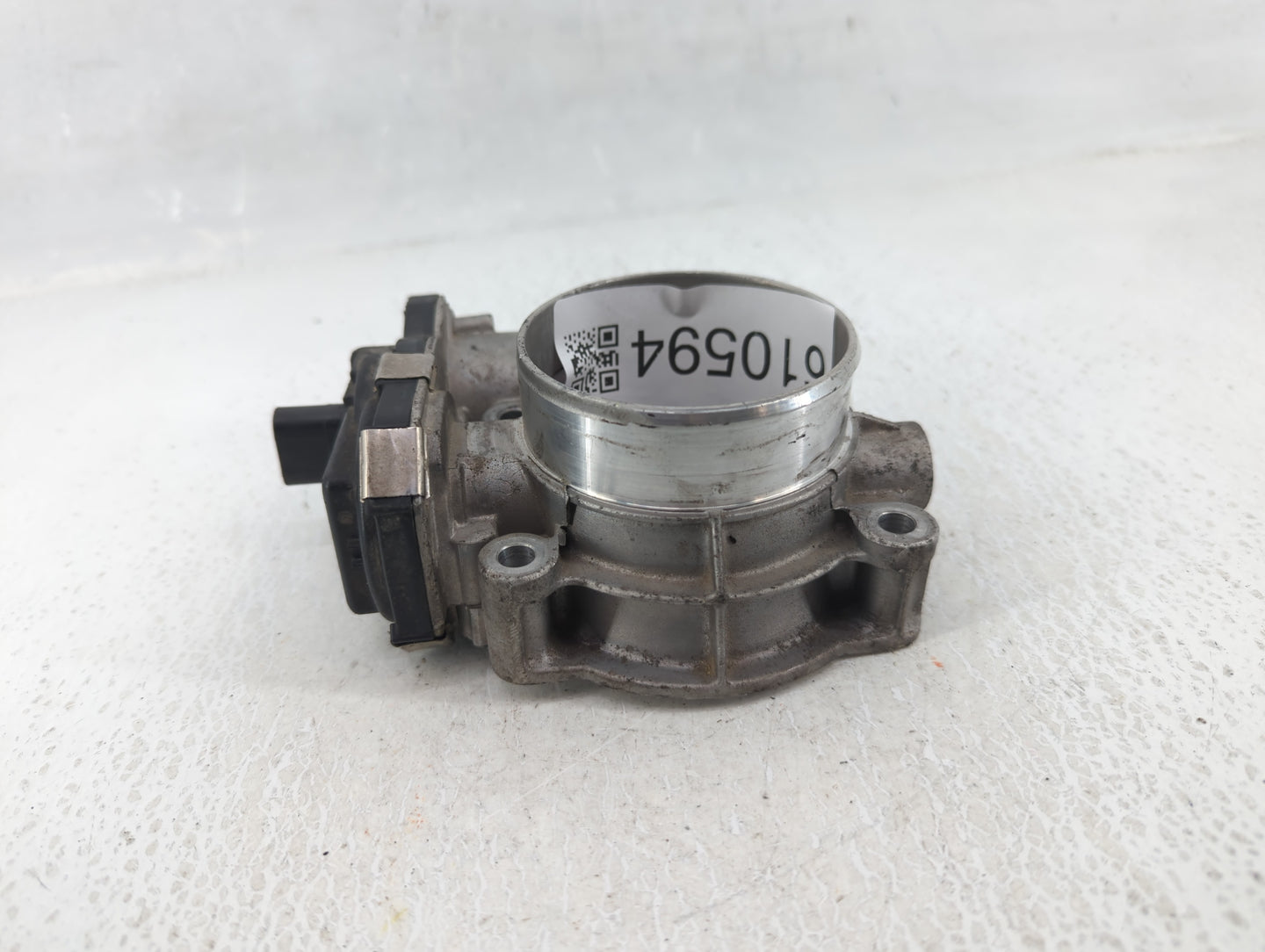 2014-2015 Chevrolet Silverado 1500 Throttle Body P/N:12632171BA Fits Fits 2014 2015 OEM Used Auto Parts - Oemusedautoparts1.