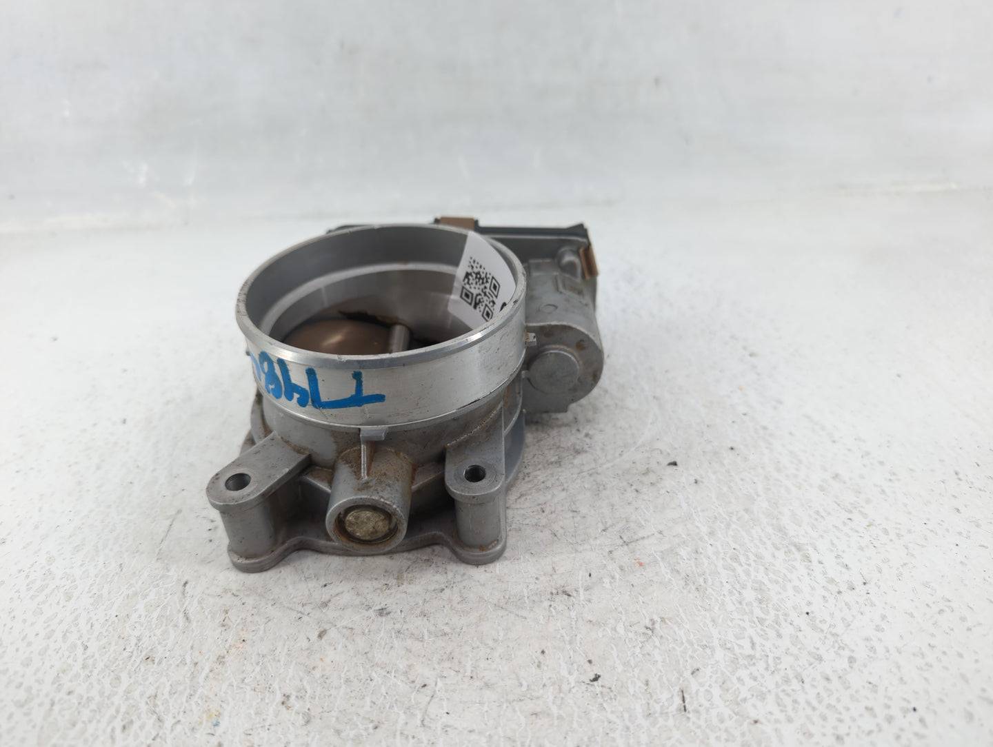 2014-2022 Chevrolet Silverado 1500 Throttle Body P/N:12617792 Fits Fits 2014 2015 2016 2017 2018 2019 2020 2021 2022 OEM Use