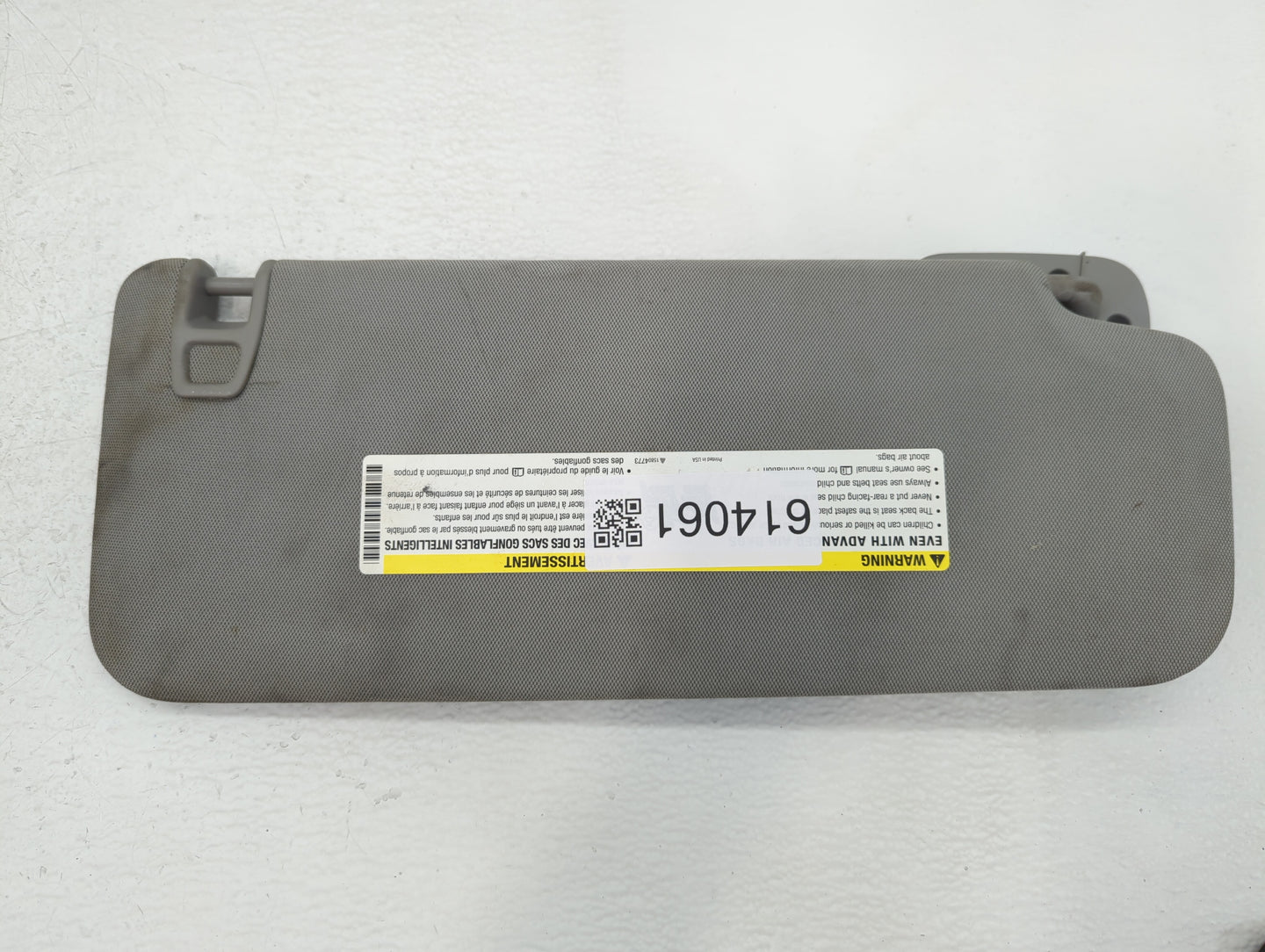 2014-2019 Chevrolet Silverado 1500 Sun Visor Shade Replacement Driver Left Mirror Fits Fits 2014 2015 2016 2017 2018 2019 OE