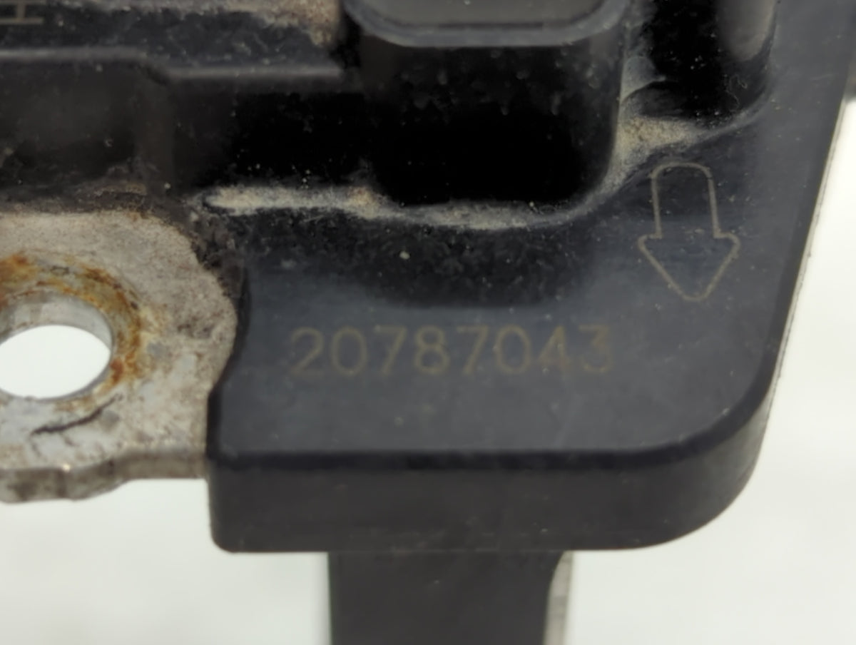 2014-2019 Chevrolet Silverado 1500 Mass Air Flow Meter Maf Sensor 618496 - Oemusedautoparts1.com