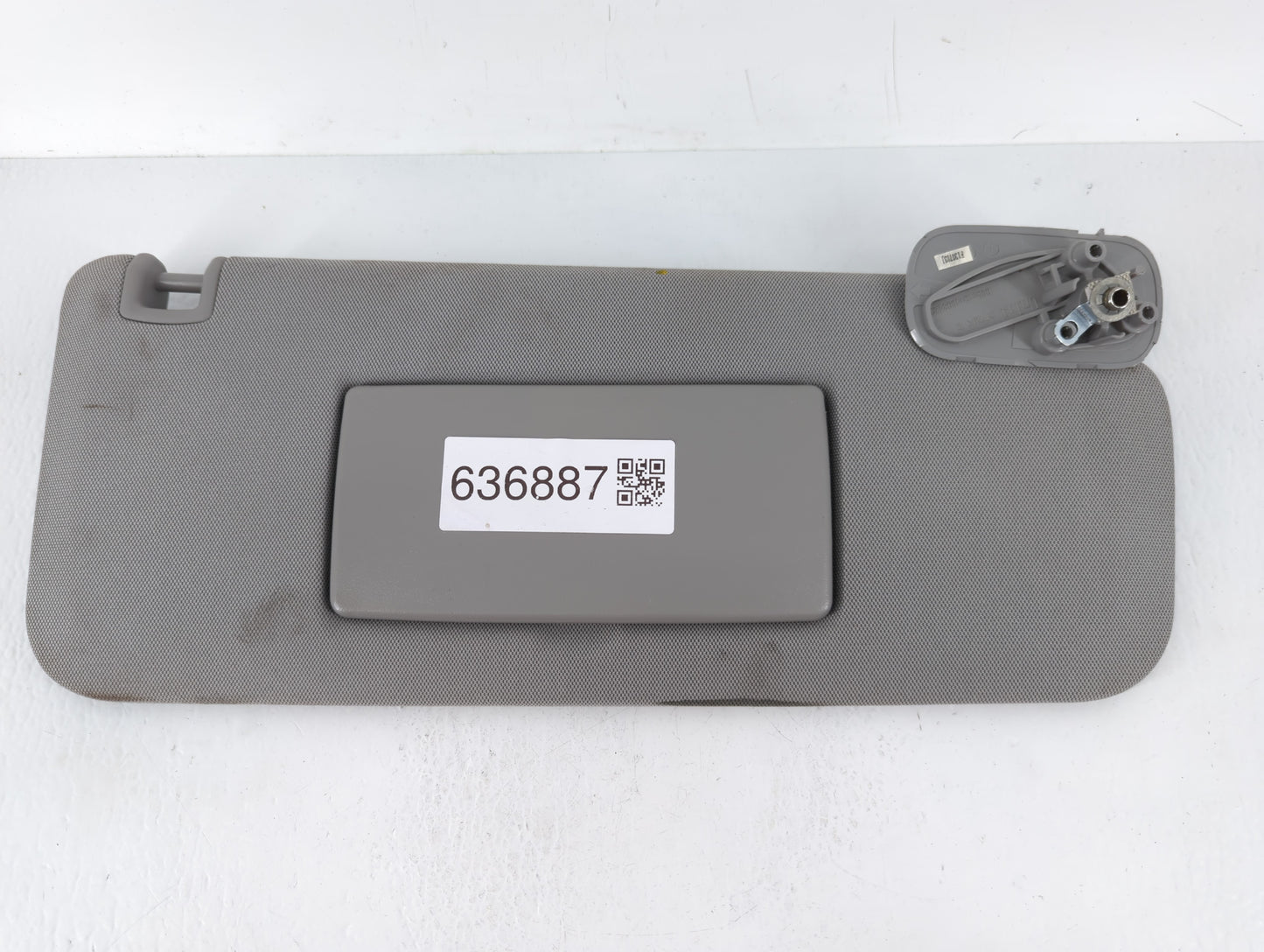 2014-2019 Chevrolet Silverado 1500 Sun Visor Shade Replacement Passenger Right Mirror Fits Fits 2014 2015 2016 2017 2018 201