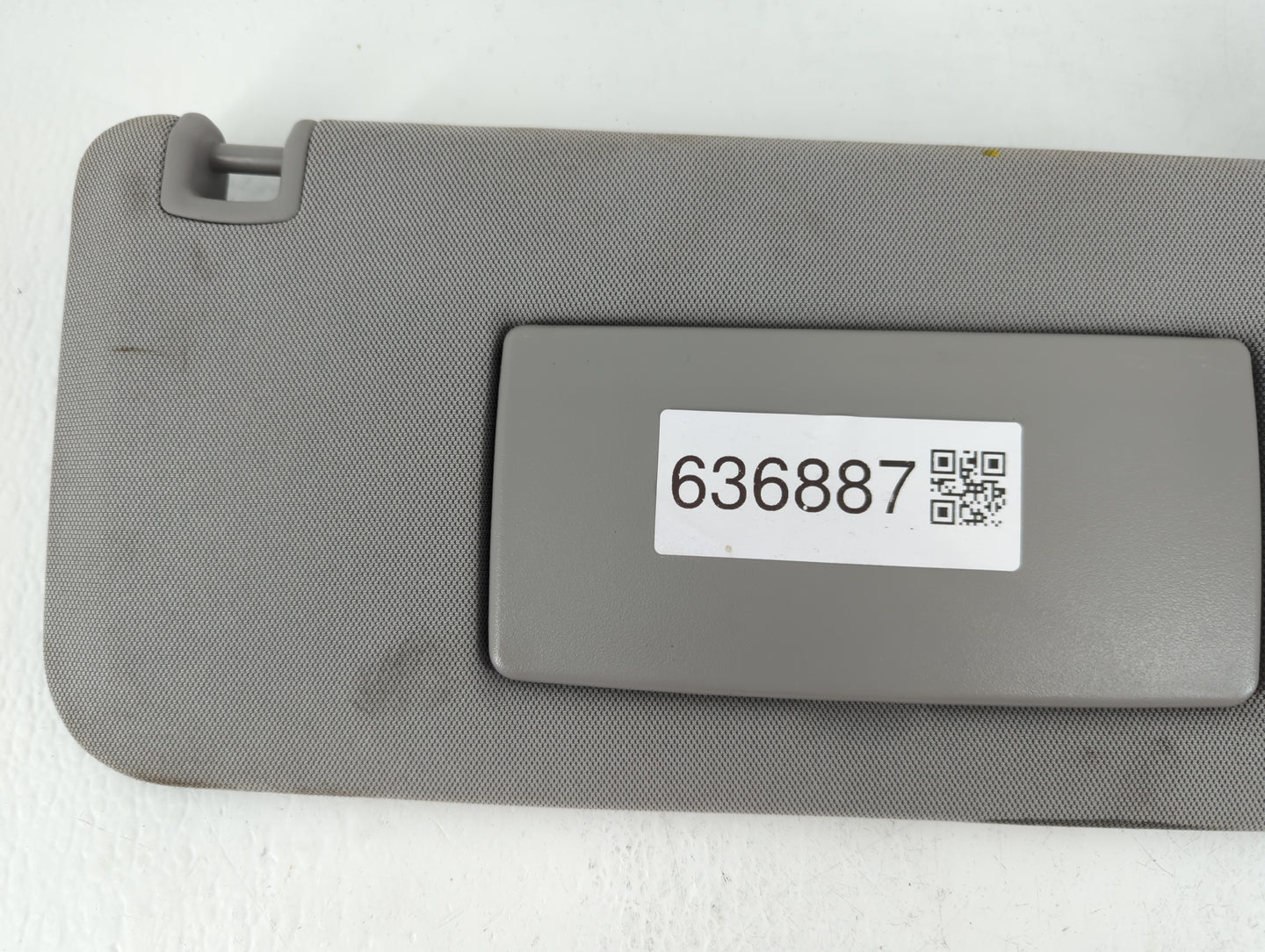 2014-2019 Chevrolet Silverado 1500 Sun Visor Shade Replacement Passenger Right Mirror Fits Fits 2014 2015 2016 2017 2018 201