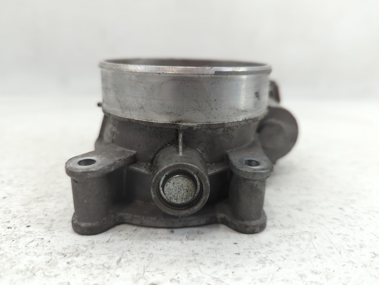 2014-2022 Chevrolet Silverado 1500 Throttle Body P/N:12617792 Fits Fits 2014 2015 2016 2017 2018 2019 2020 2021 2022 OEM Use