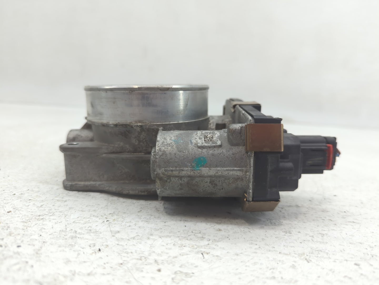 2014-2022 Chevrolet Silverado 1500 Throttle Body P/N:12617792 Fits Fits 2014 2015 2016 2017 2018 2019 2020 2021 2022 OEM Use