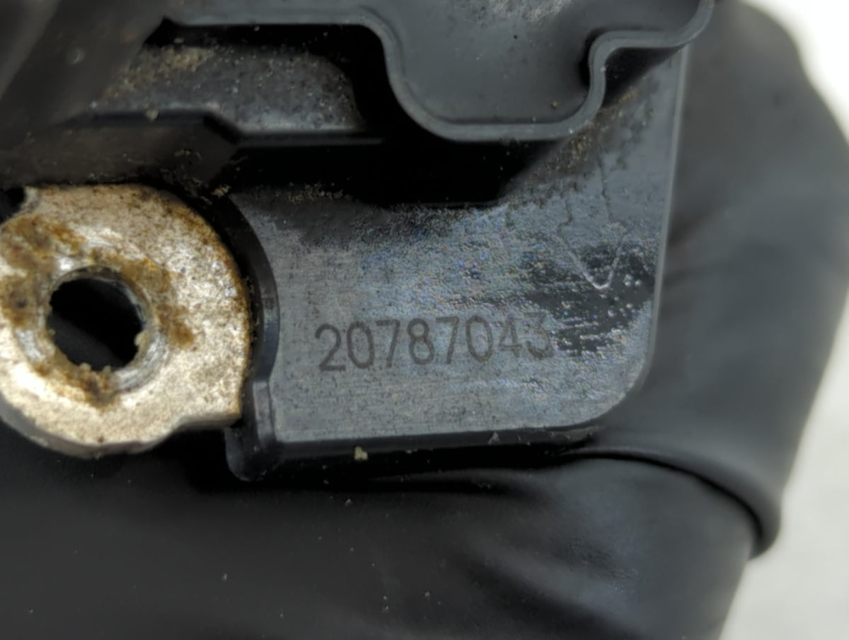 2014-2019 Chevrolet Silverado 1500 Mass Air Flow Meter Maf Sensor 657535 - Oemusedautoparts1.com