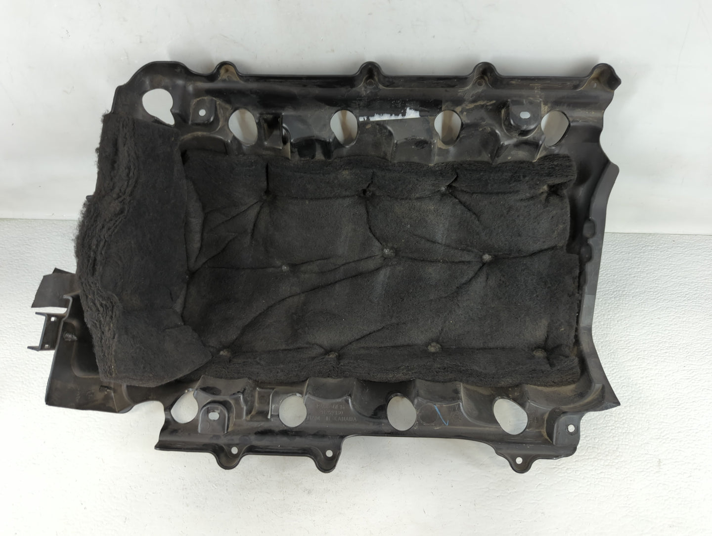 2014 Chevrolet Silverado 1500 Engine Cover - Oemusedautoparts1.com