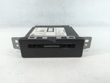 2014 Chevrolet Silverado 1500 Radio AM FM Cd Player Receiver Replacement P/N:13590747 Fits Fits 2013 2015 OEM Used Auto Part