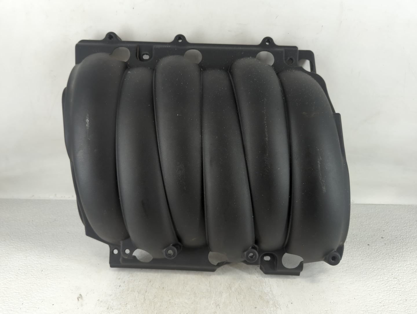 2014 Chevrolet Silverado 1500 Engine Cover - Oemusedautoparts1.com
