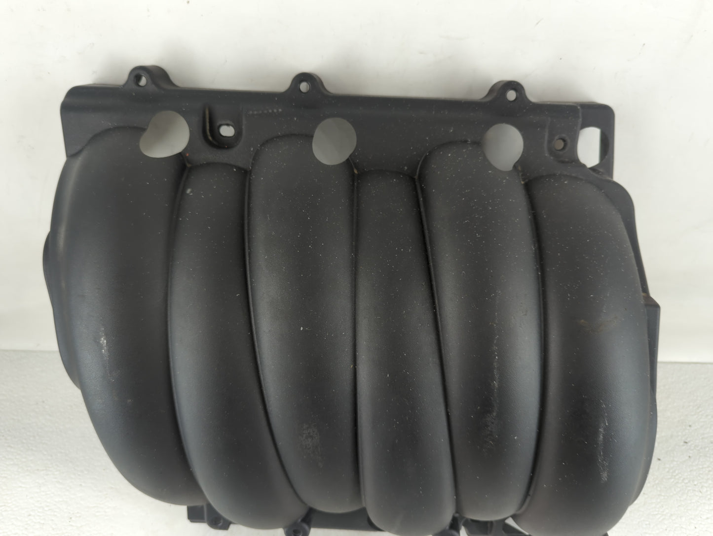 2014 Chevrolet Silverado 1500 Engine Cover - Oemusedautoparts1.com