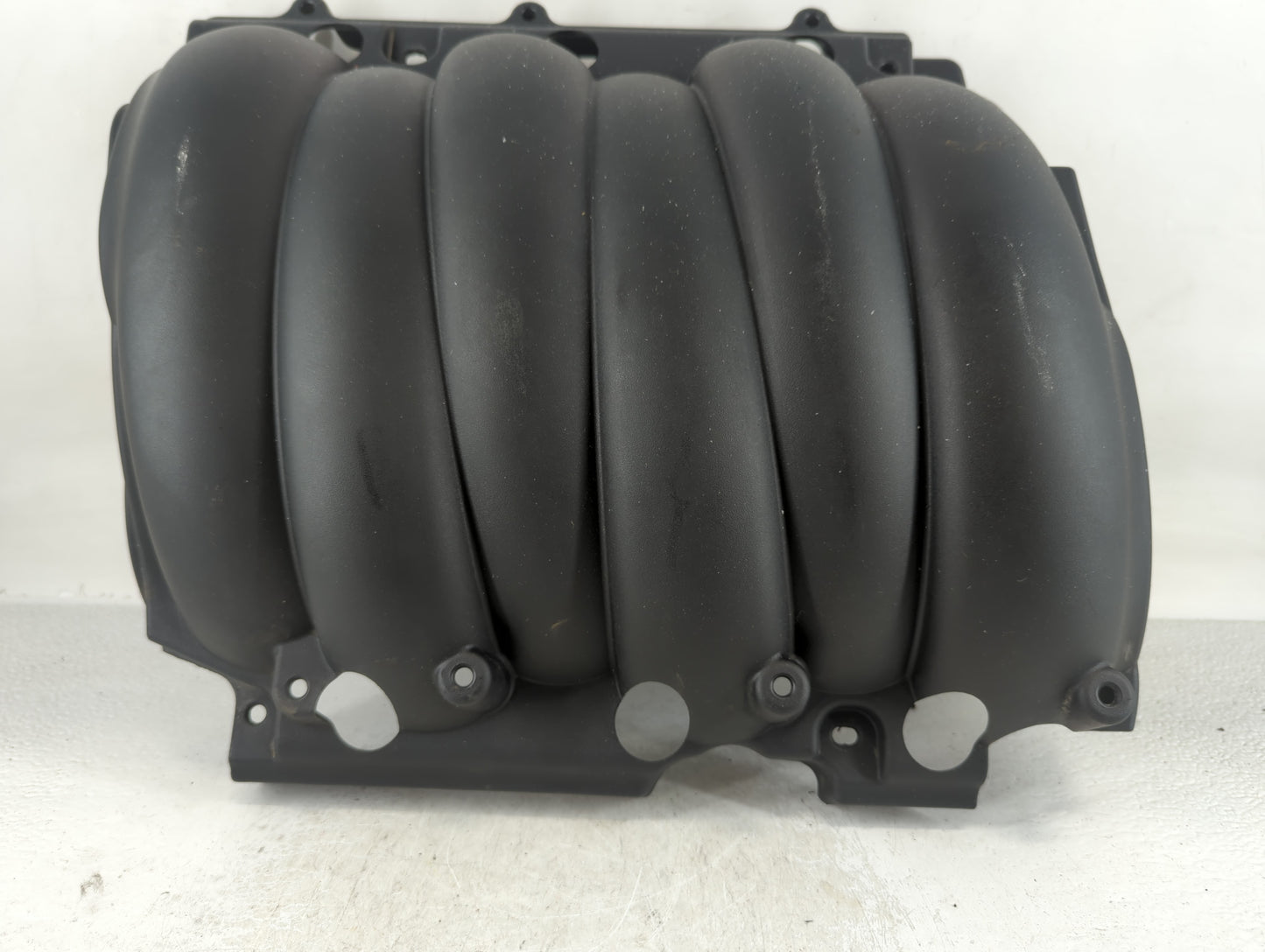 2014 Chevrolet Silverado 1500 Engine Cover - Oemusedautoparts1.com