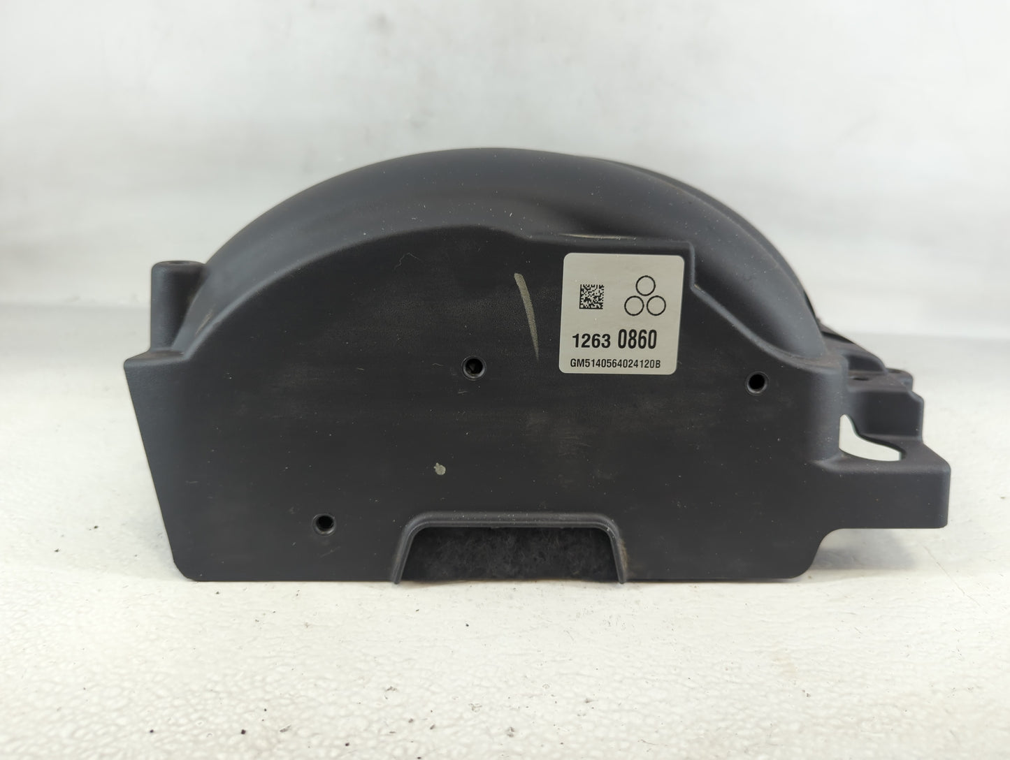 2014 Chevrolet Silverado 1500 Engine Cover - Oemusedautoparts1.com