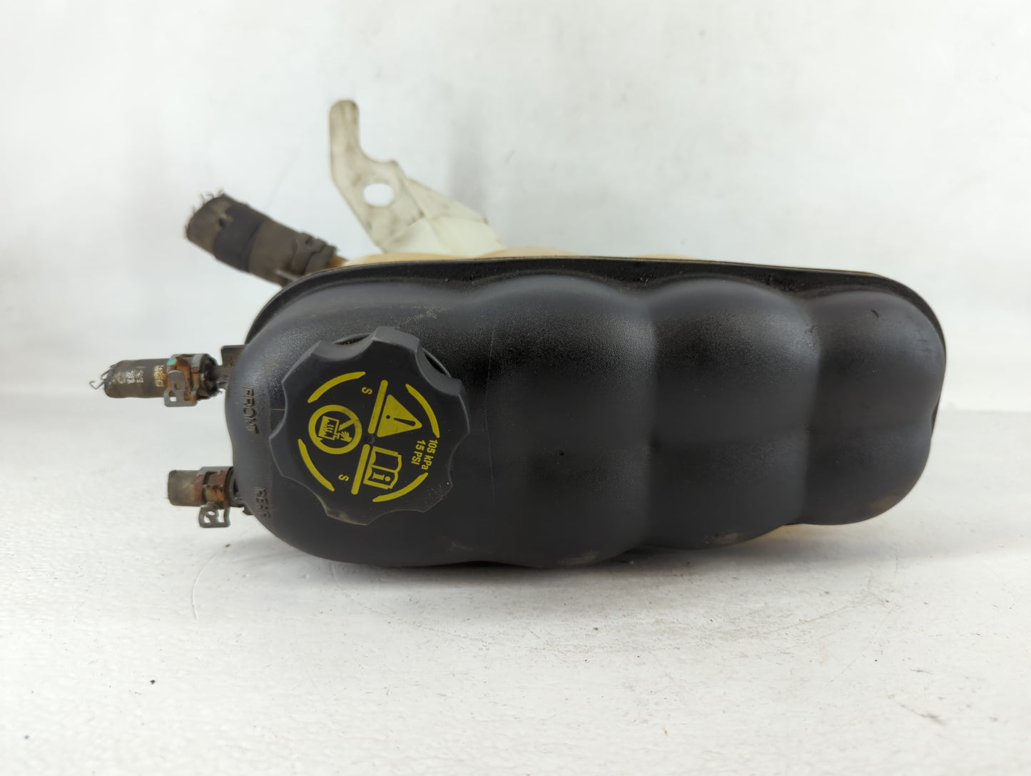 2014 Silverado 1500 Radiator Coolant Overflow Expansion Tank Bottle - Oemusedautoparts1.com