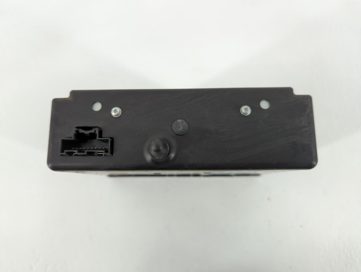 2014-2014 Chevrolet Silverado 1500 Am Fm Cd Player Radio Receiver 726593 - Oemusedautoparts1.com