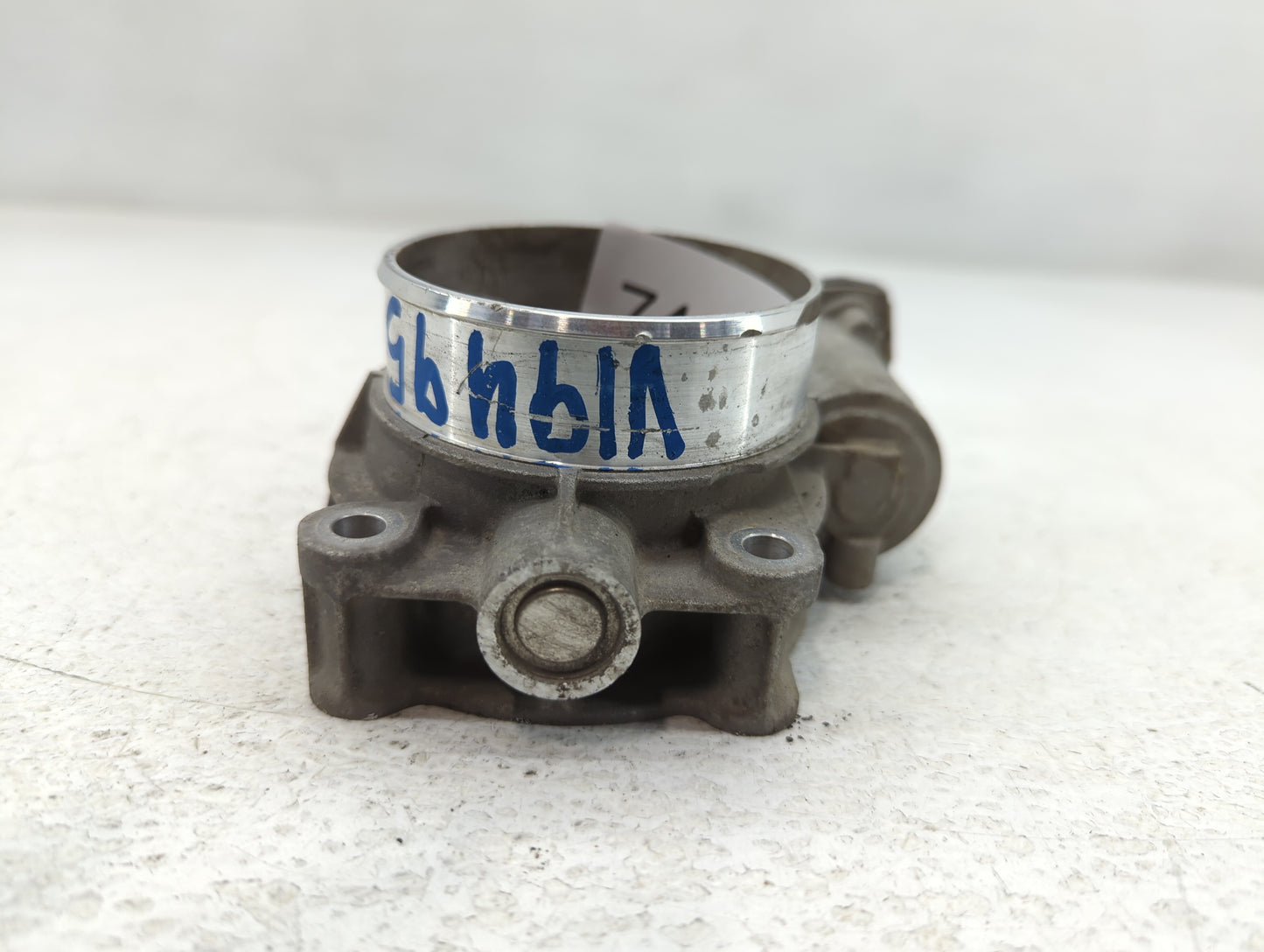 2014-2015 Chevrolet Silverado 1500 Throttle Body P/N:12632171BA Fits Fits 2014 2015 OEM Used Auto Parts - Oemusedautoparts1.