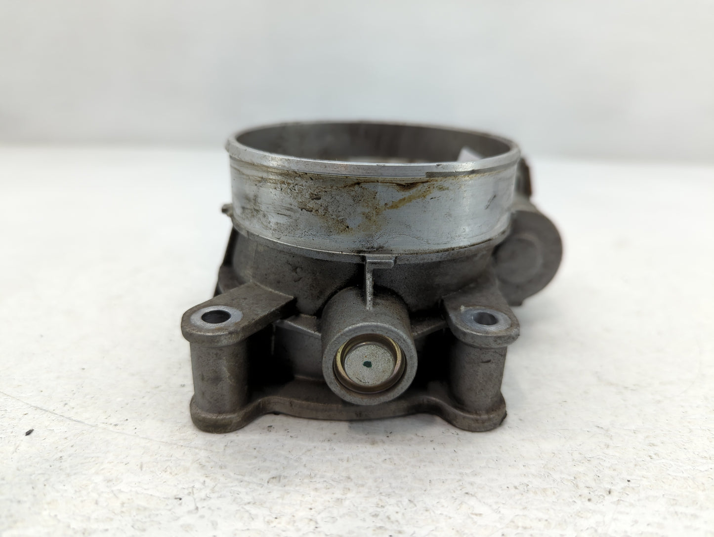 2014-2022 Chevrolet Silverado 1500 Throttle Body P/N:12617792 Fits Fits 2014 2015 2016 2017 2018 2019 2020 2021 2022 OEM Use