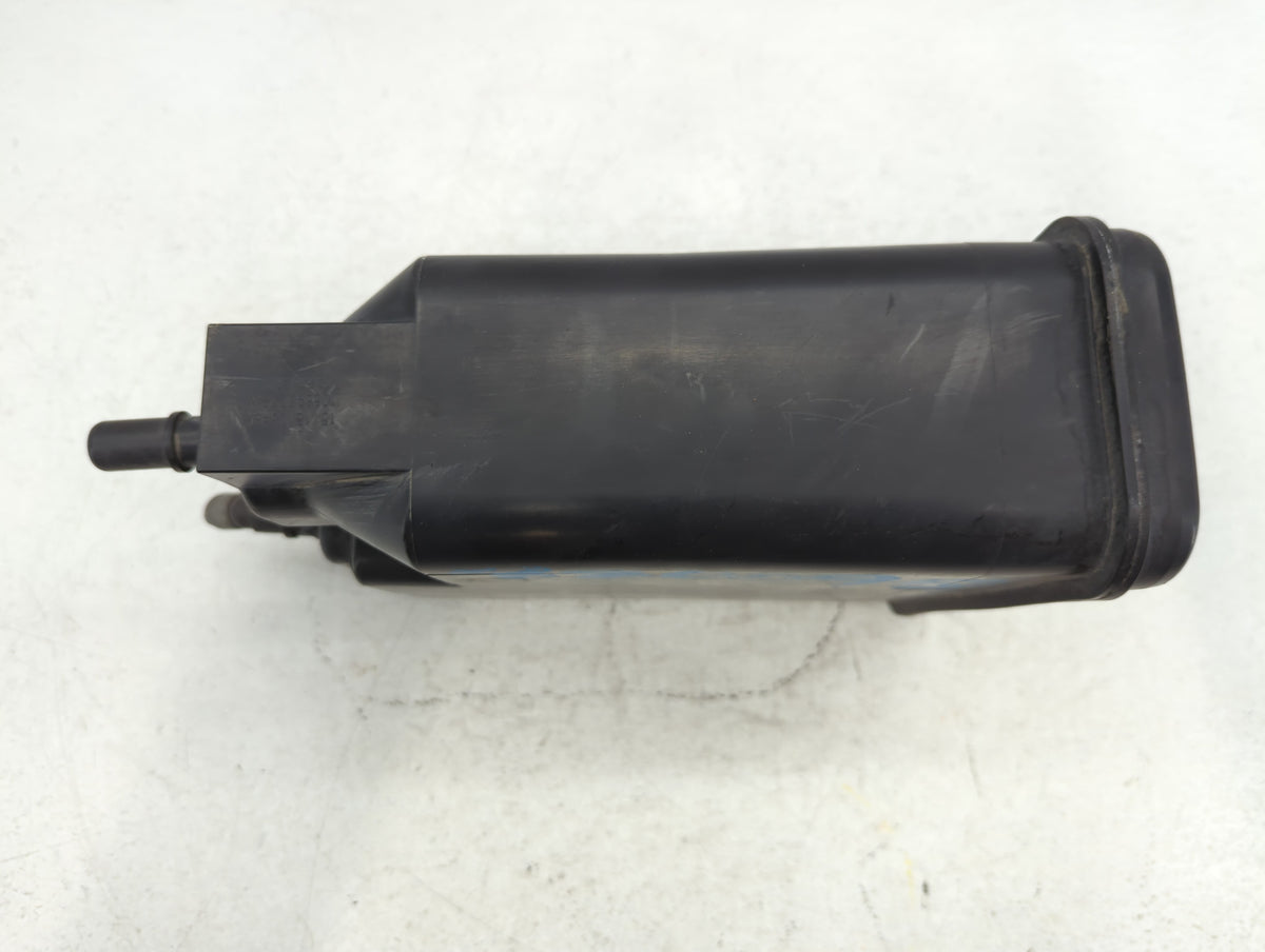 2014 Chevrolet Silverado 1500 Fuel Vapor Charcoal Canister - Oemusedautoparts1.com