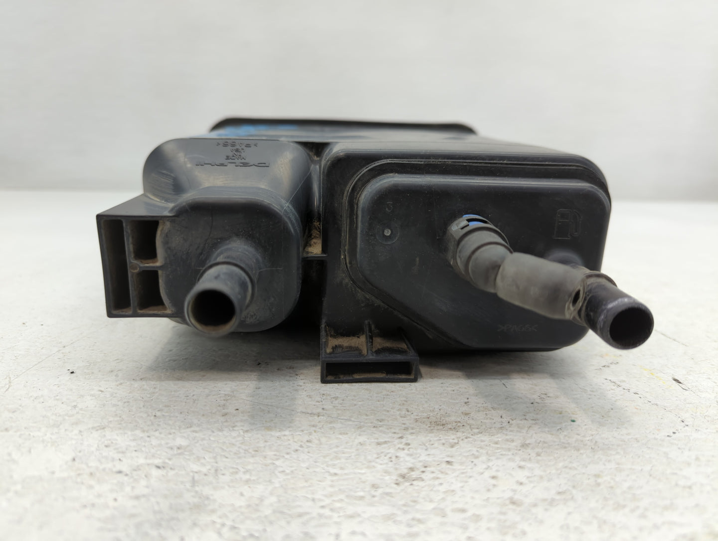 2014 Chevrolet Silverado 1500 Fuel Vapor Charcoal Canister - Oemusedautoparts1.com