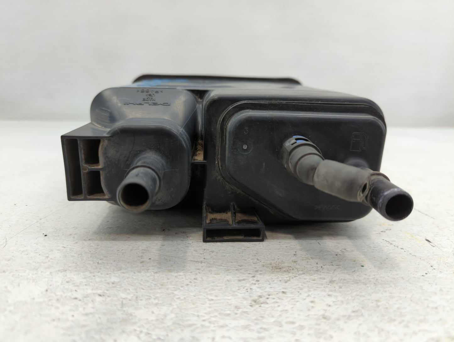 2014 Chevrolet Silverado 1500 Fuel Vapor Charcoal Canister - Oemusedautoparts1.com