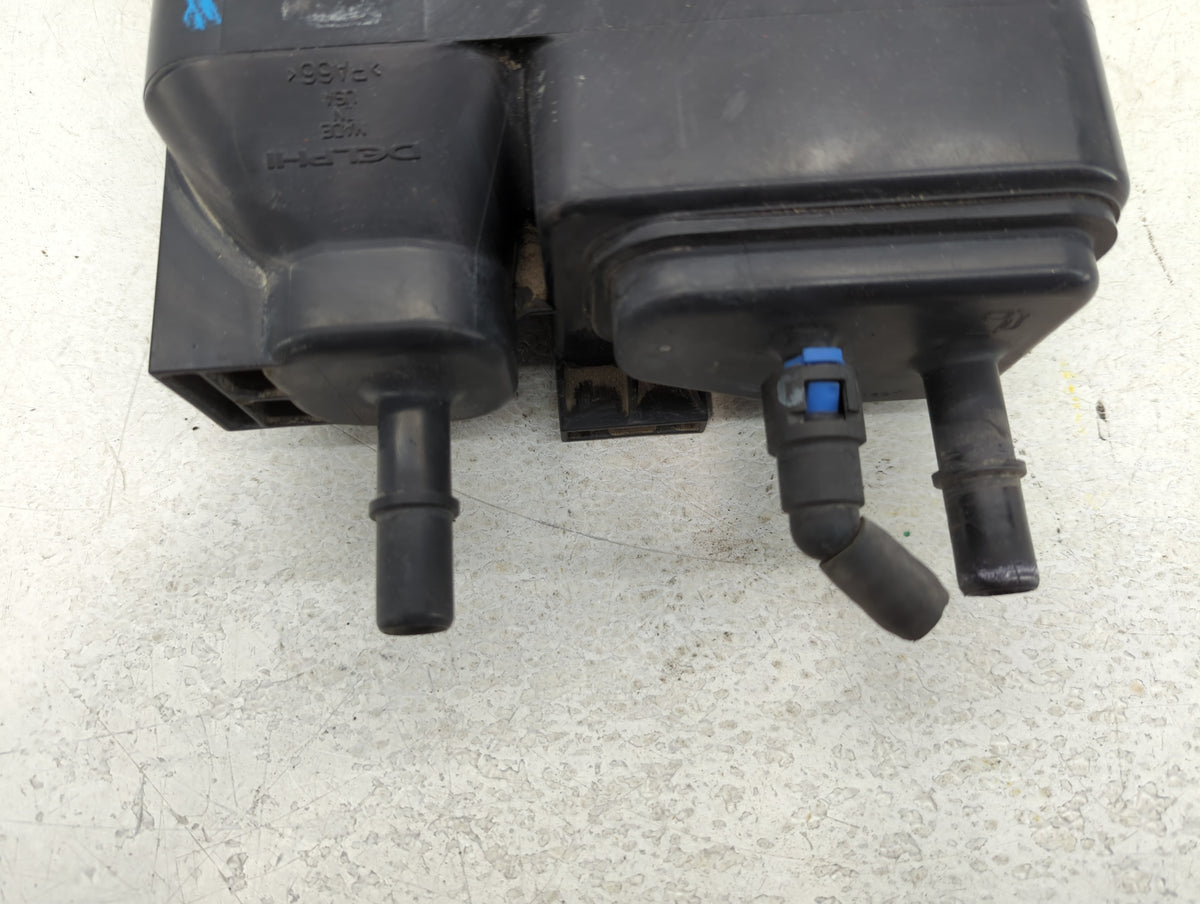 2014 Chevrolet Silverado 1500 Fuel Vapor Charcoal Canister - Oemusedautoparts1.com