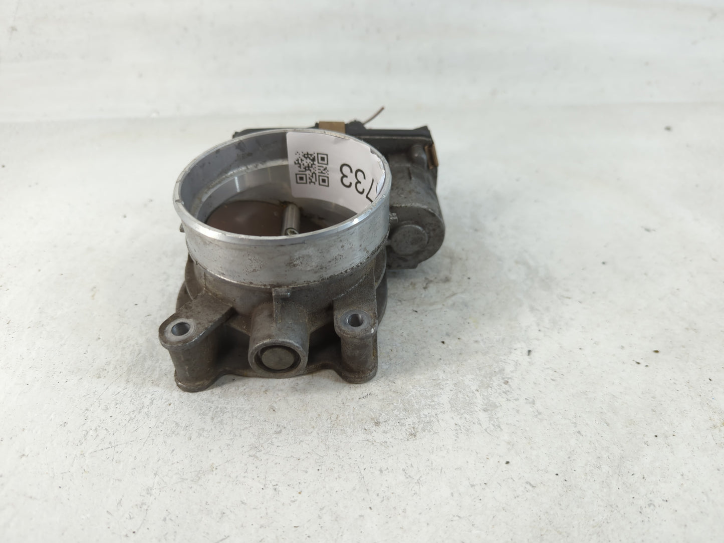 2014-2015 Chevrolet Silverado 1500 Throttle Body P/N:12617792 Fits Fits 2014 2015 OEM Used Auto Parts - Oemusedautoparts1.co
