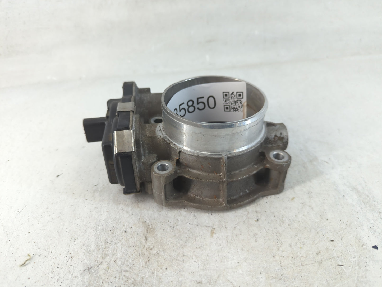 2014-2015 Chevrolet Silverado 1500 Throttle Body P/N:12632171BA Fits Fits 2014 2015 OEM Used Auto Parts - Oemusedautoparts1.