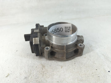 2014-2015 Chevrolet Silverado 1500 Throttle Body P/N:12632171BA Fits Fits 2014 2015 OEM Used Auto Parts