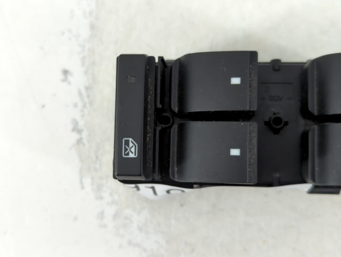2014 Chevrolet Silverado 1500 Master Power Window Switch Replacement Driver Side Left Fits OEM Used Auto Parts - Oemusedauto