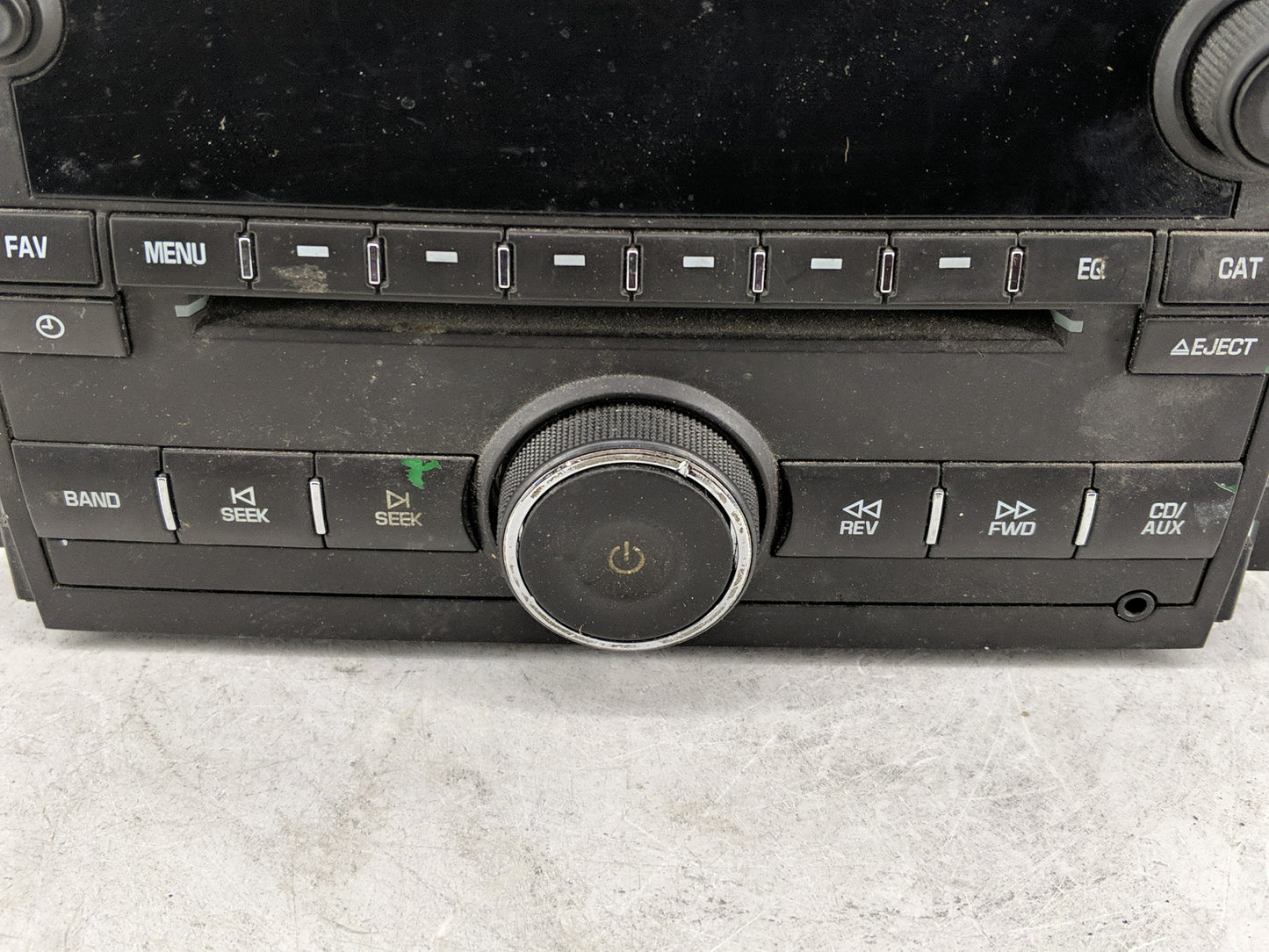 2007-2014 Chevrolet Silverado 2500 Radio AM FM Cd Player Receiver Replacement P/N:28068789 20942015 Fits OEM Used Auto Parts
