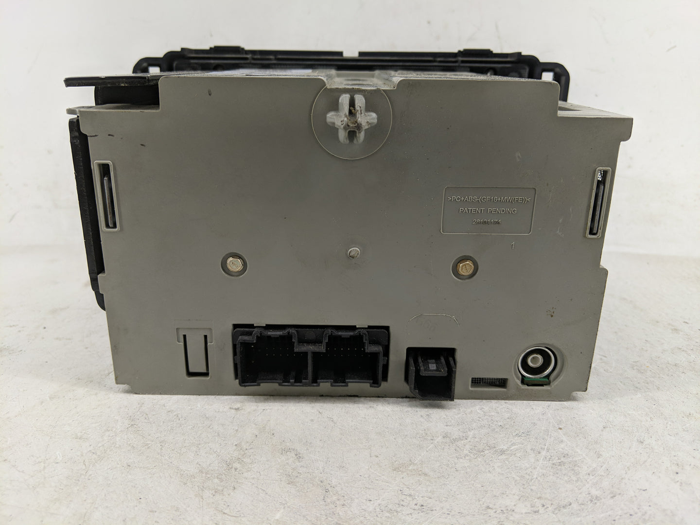 2007-2014 Chevrolet Silverado 2500 Radio AM FM Cd Player Receiver Replacement P/N:28068789 20942015 Fits OEM Used Auto Parts