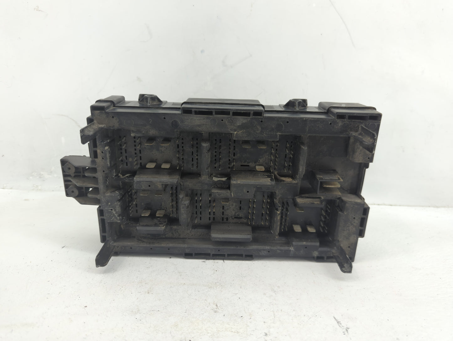 2014 Chevrolet Silverado 2500 Fusebox Fuse Box Panel Relay Module P/N:22798215 Fits Fits 2010 2011 2012 2013 OEM Used Auto P