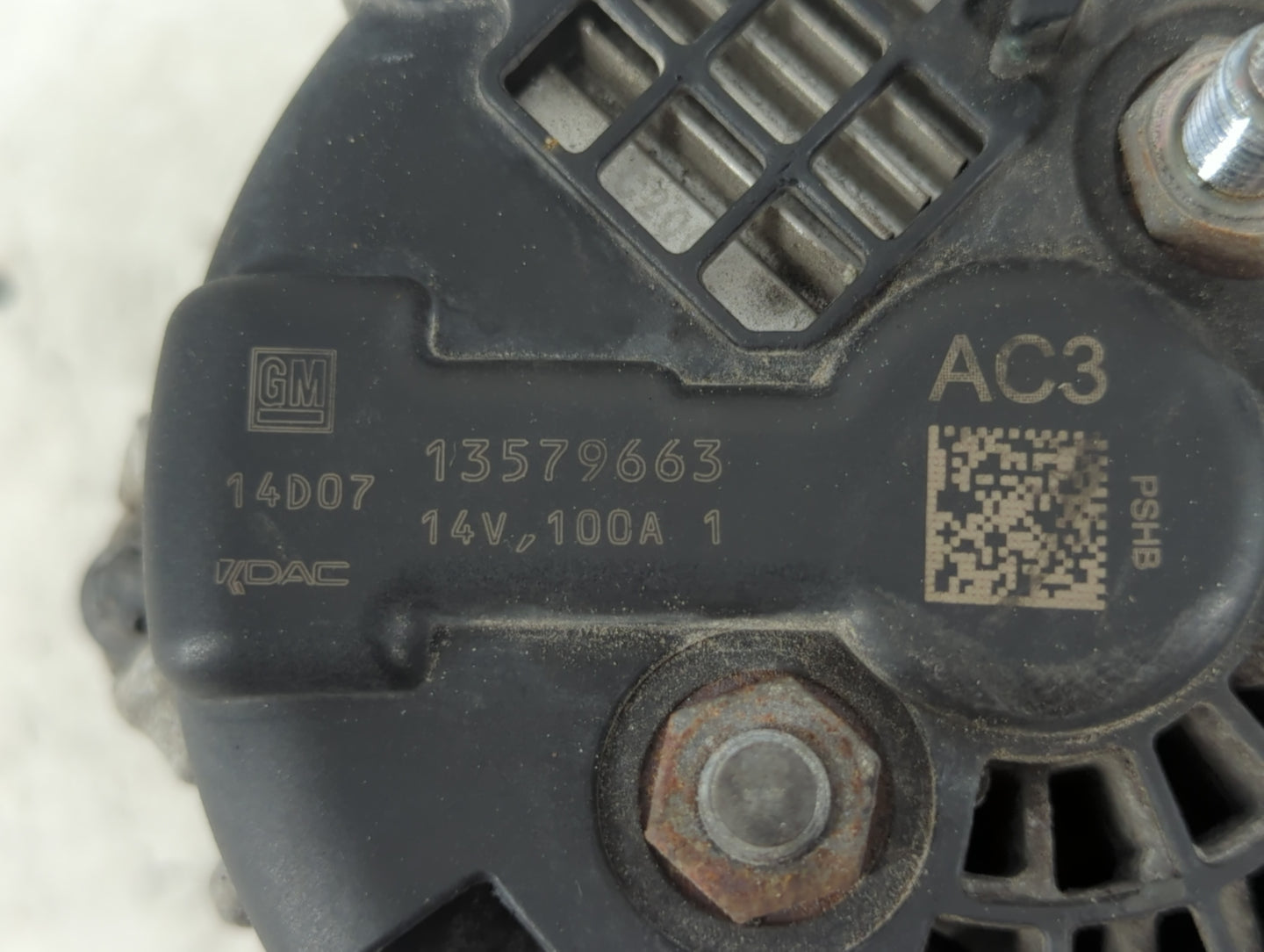 2012-2019 Chevrolet Sonic Alternator Replacement Generator Charging Assembly Engine OEM P/N:13579663 Fits OEM Used Auto Part