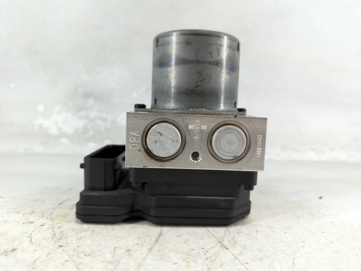 2014 Chevrolet Sonic ABS Pump Control Module Replacement P/N:95317942 Fits OEM Used Auto Parts - Oemusedautoparts1.com