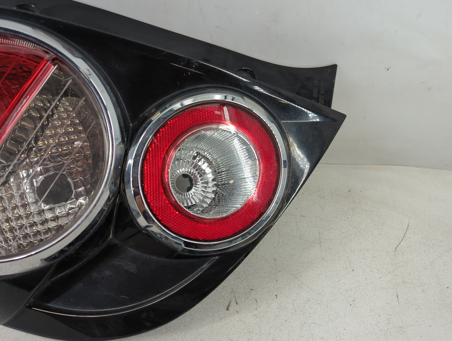 2012-2016 Chevrolet Sonic Tail Light Assembly Driver Left OEM P/N:95470356 Fits Fits 2012 2013 2014 2015 2016 OEM Used Auto 
