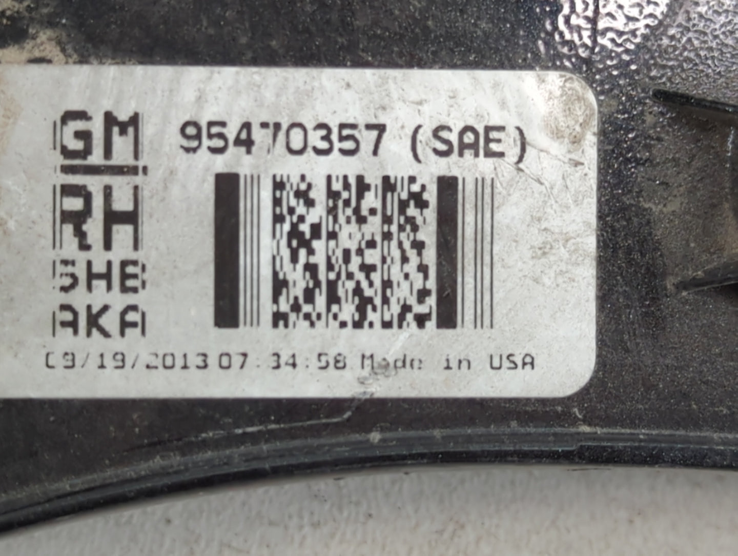 2012-2016 Chevrolet Sonic Tail Light Assembly Passenger Right OEM P/N:95470357 Fits Fits 2012 2013 2014 2015 2016 OEM Used A
