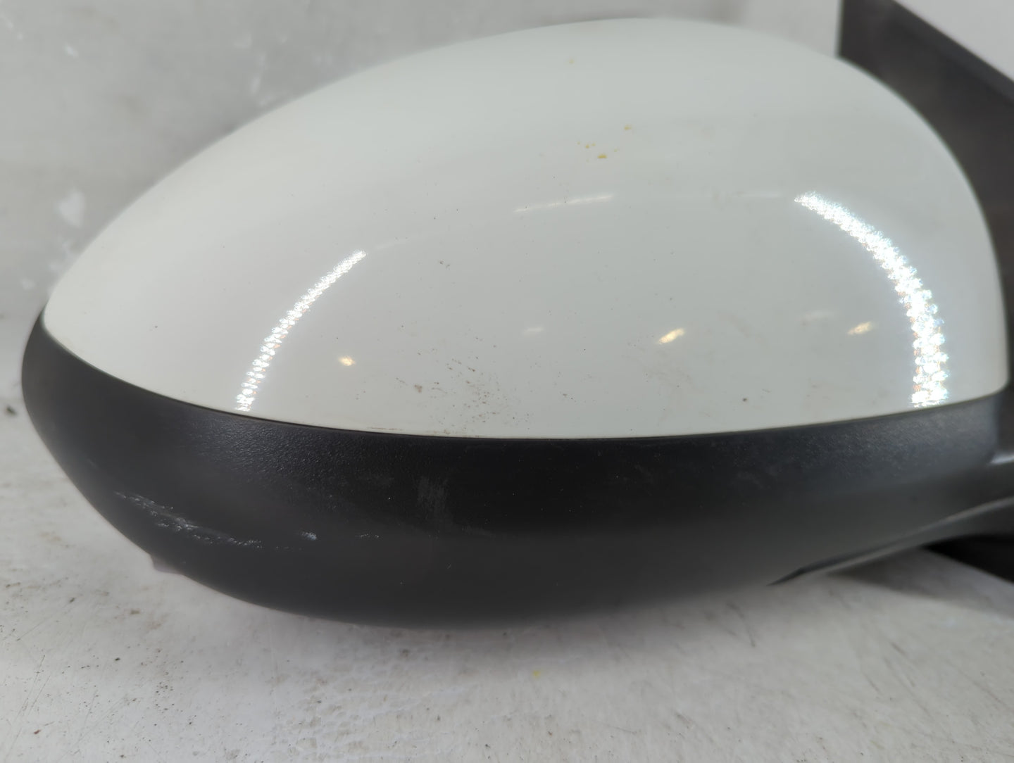 2013-2014 Chevrolet Sonic Passenger Side View Mirror - Right Door Mirror OEM Used - Oemusedautoparts1.com