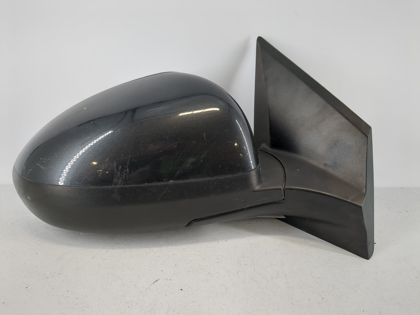 2013-2014 Chevrolet Sonic Passenger Side View Mirror - Right Door Mirror OEM Used - Oemusedautoparts1.com