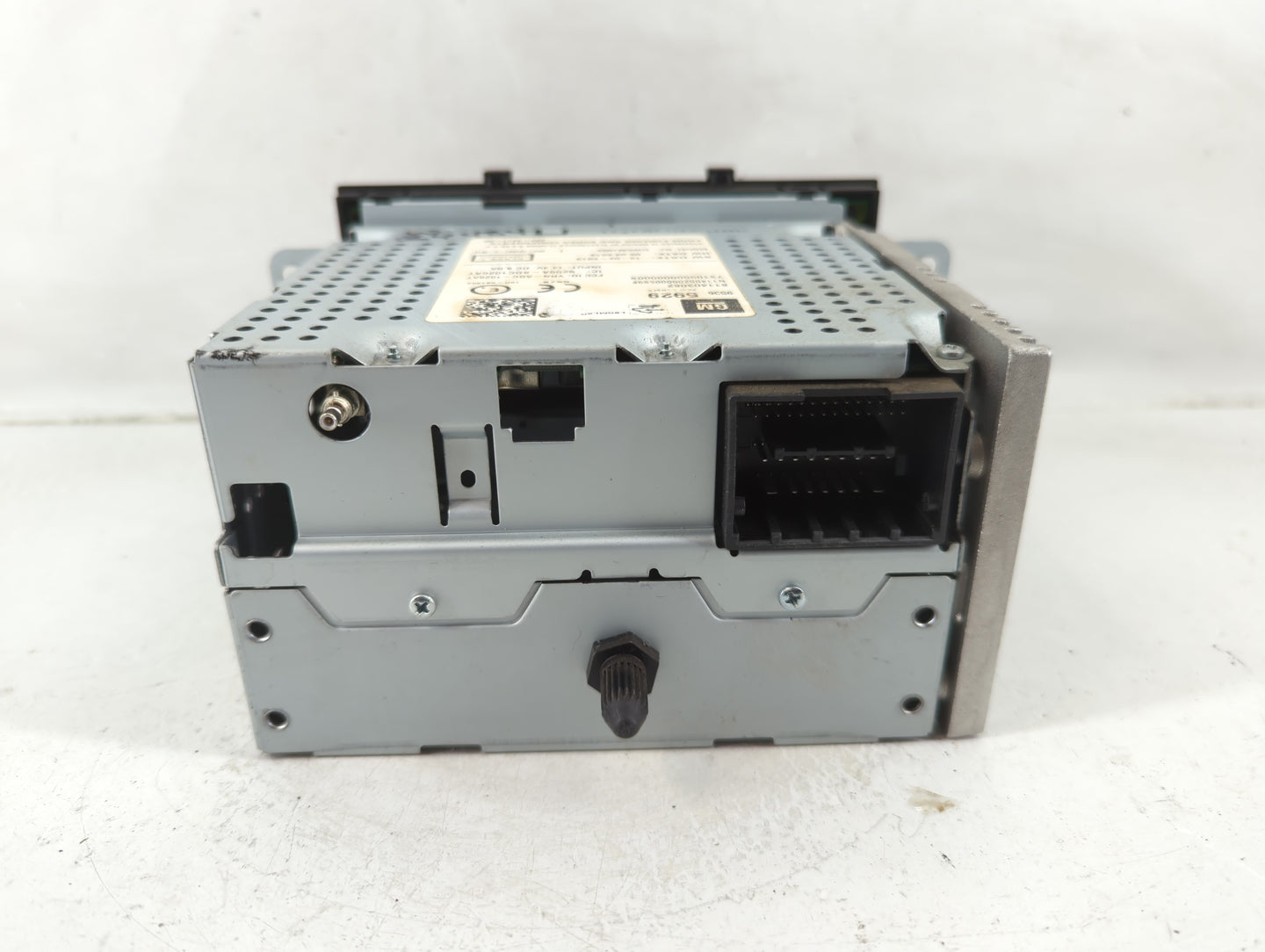 2014 Chevrolet Sonic Radio AM FM Cd Player Receiver Replacement P/N:95365929 Fits OEM Used Auto Parts - Oemusedautoparts1.co