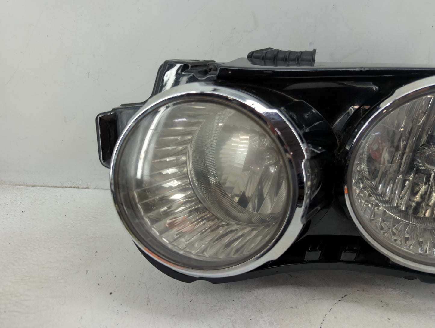 2012-2015 Chevrolet Sonic Driver Left Oem Head Light Headlight Lamp - Oemusedautoparts1.com