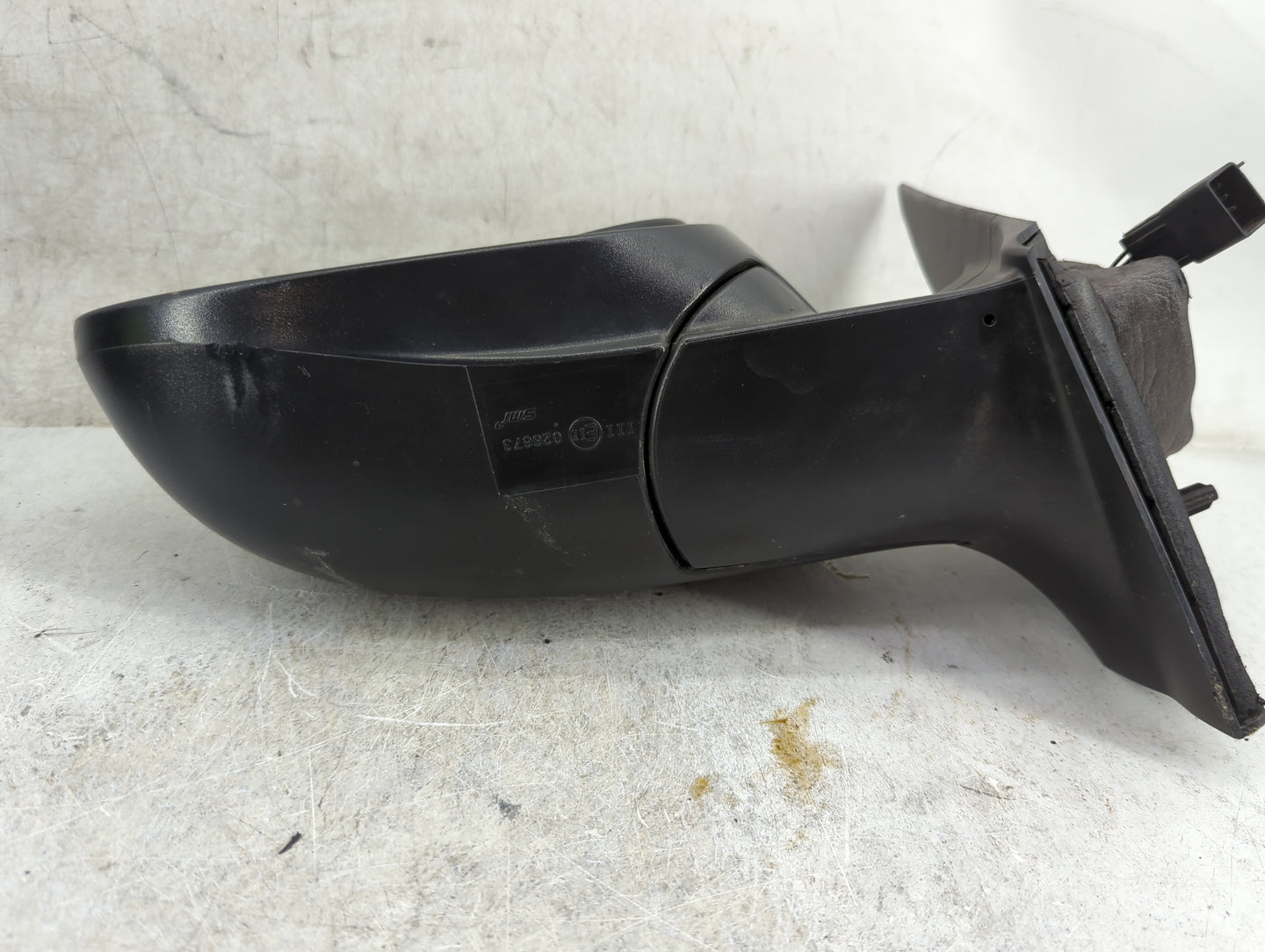 2013-2014 Chevrolet Sonic Driver Side View Mirror - Left Door Mirror OEM Used - Oemusedautoparts1.com