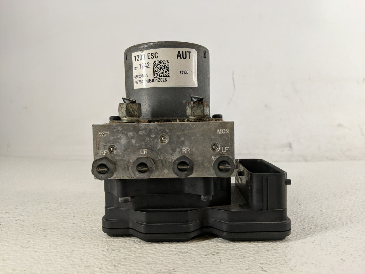 2014 Chevrolet Sonic Anti-Lock Brake ABS Pump Module Actuator OEM P/N:95104537 Fits OEM Used Auto Parts - Oemusedautoparts1.