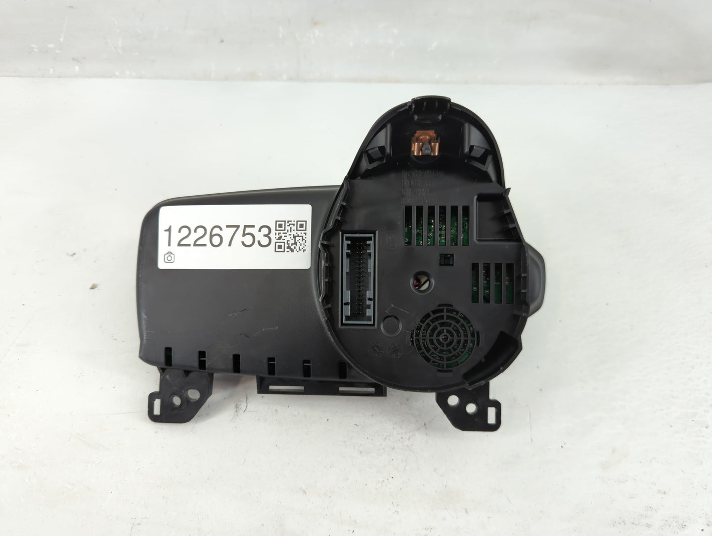 2013-2014 Chevrolet Sonic Instrument Cluster Speedometer Gauges Fits Fits 2013 2014 OEM Used Auto Parts - Oemusedautoparts1.