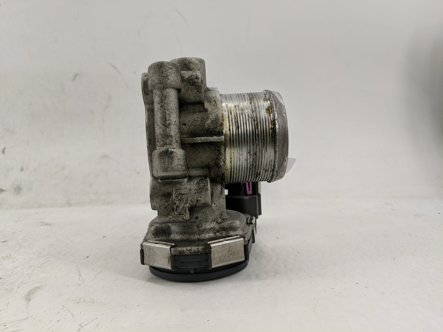 2012-2019 Chevrolet Sonic Throttle Body P/N:55581662 55565489 Fits Fits 2011 2012 2013 2014 2015 2016 2017 2018 2019 2020 20