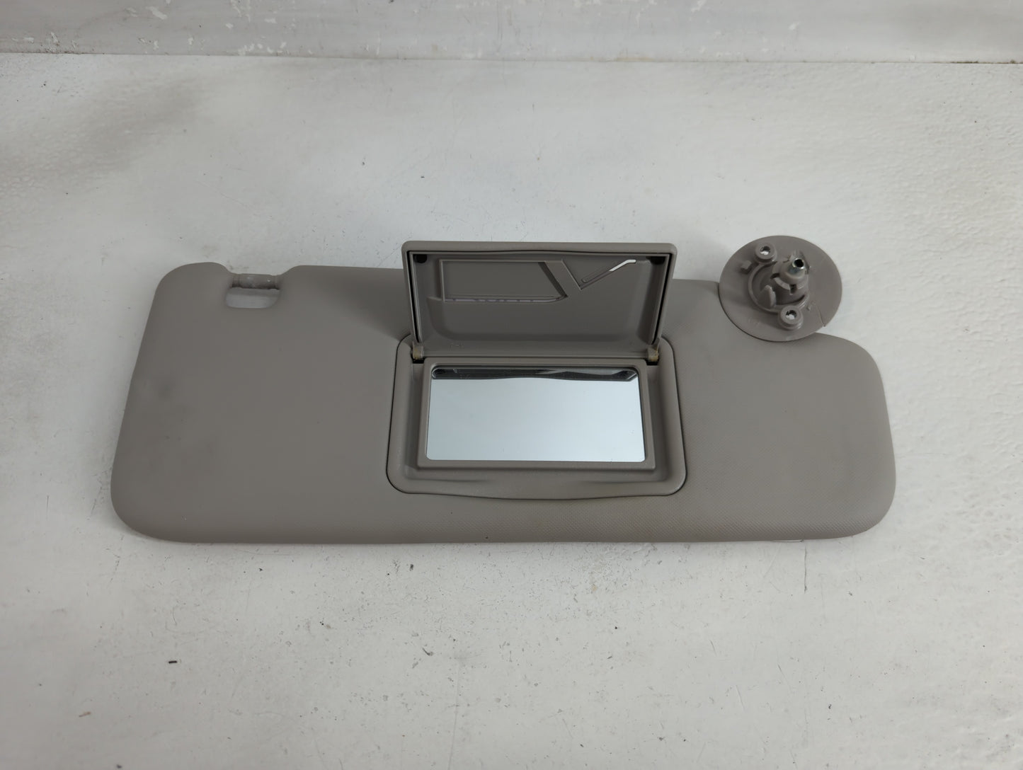 2012-2019 Chevrolet Sonic Sun Visor Shade Replacement Passenger Right Mirror Fits Fits 2012 2013 2014 2015 2016 2017 2018 20