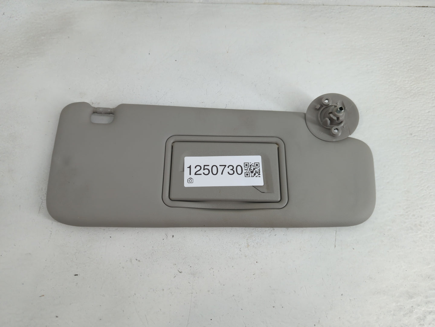 2012-2019 Chevrolet Sonic Sun Visor Shade Replacement Passenger Right Mirror Fits Fits 2012 2013 2014 2015 2016 2017 2018 20