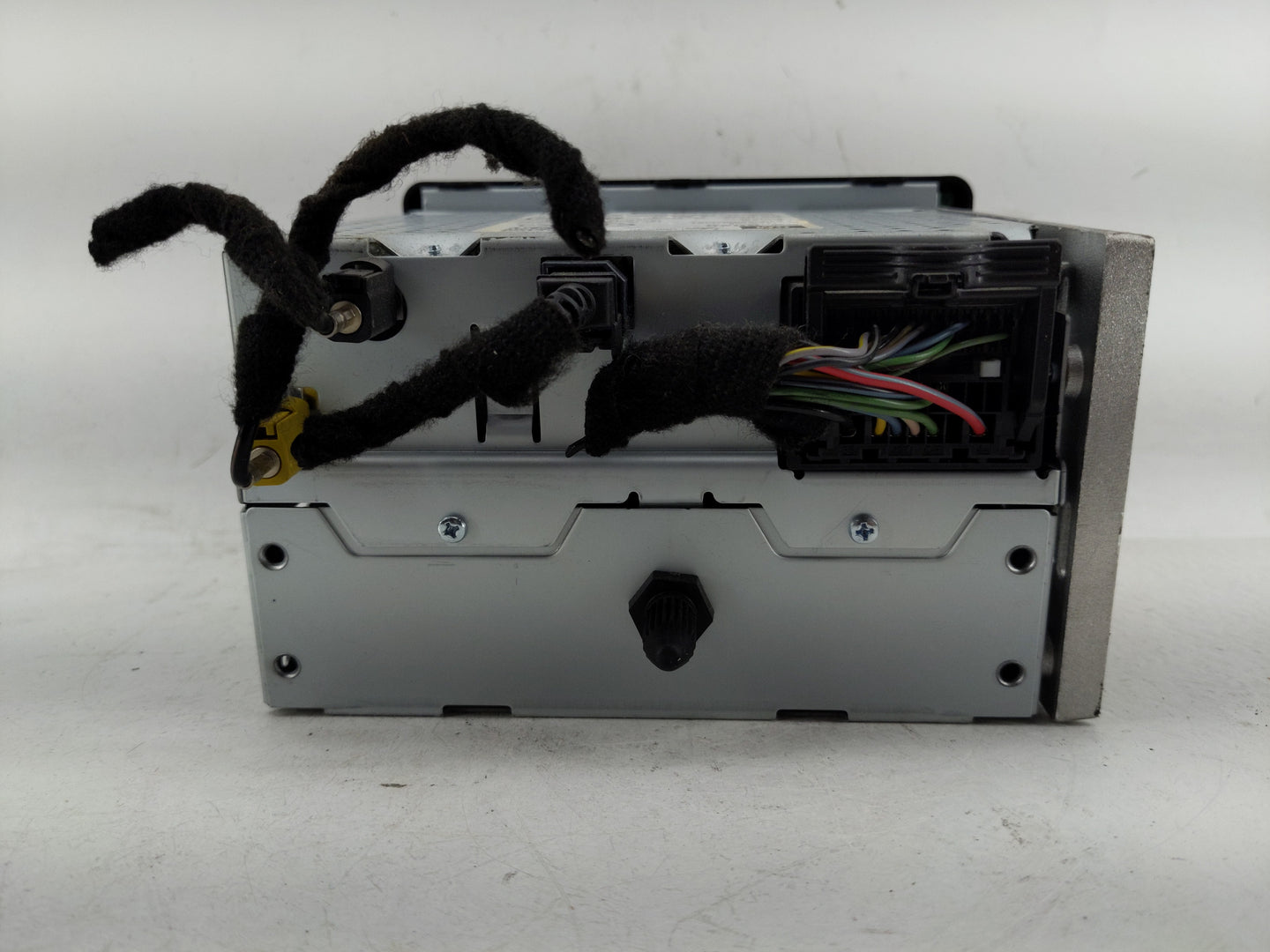2014 Chevrolet Sonic Radio AM FM Cd Player Receiver Replacement P/N:95365926 Fits OEM Used Auto Parts - Oemusedautoparts1.co